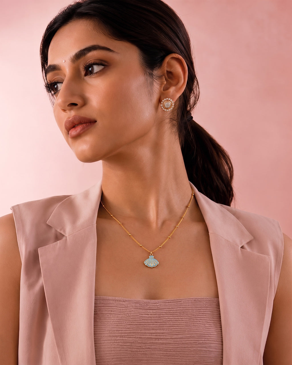 Blue Shell Pendant Necklace – Gold-Tone Coastal Charm